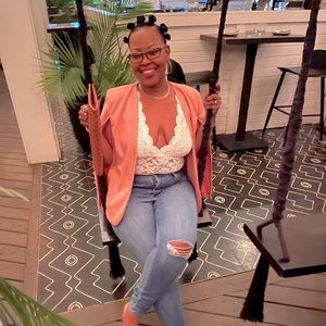 Meet your Posher, Germaine